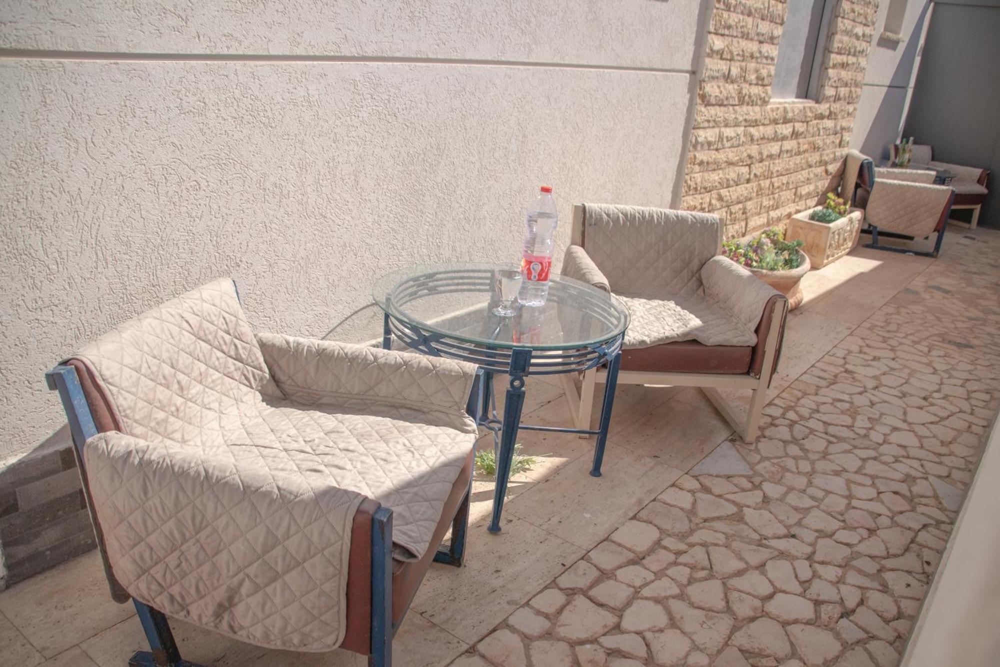 אופק במדבר: סטודיו דירות עם מקלט באילת Exterior photo